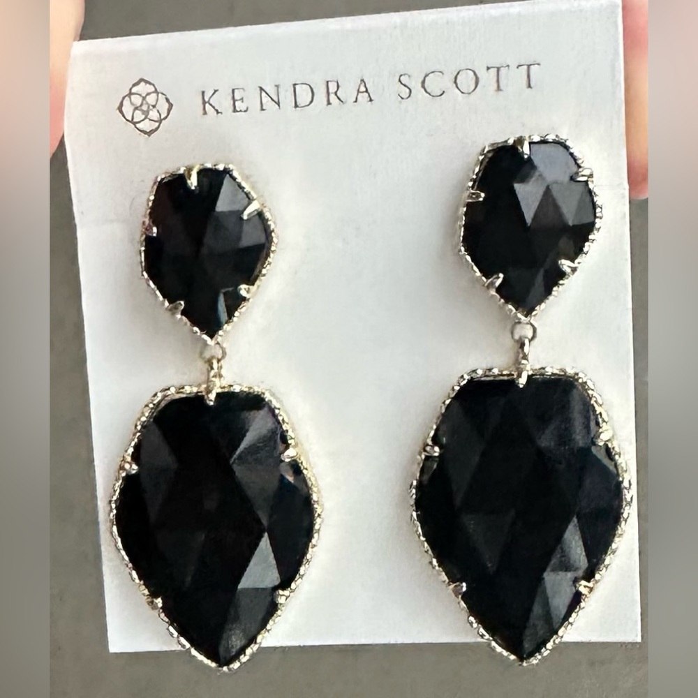 Kendra Scott Earrings black/gold